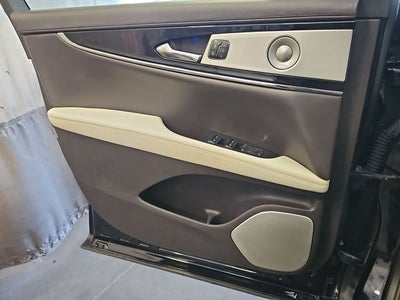 2022 Lincoln Nautilus Black Label