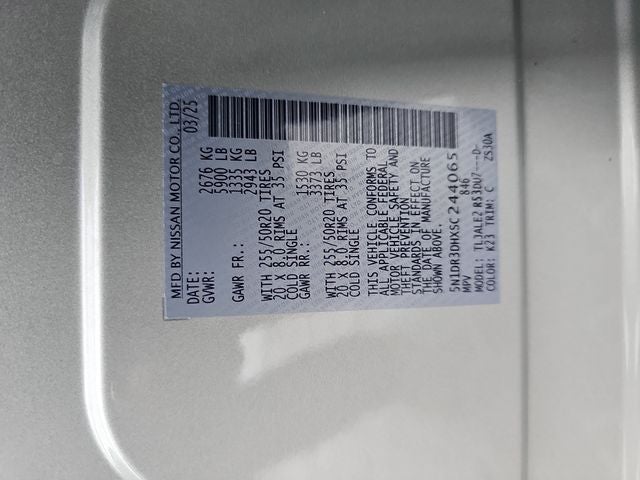 2025 Nissan Pathfinder Platinum