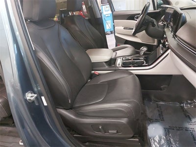 2023 Kia Carnival SX