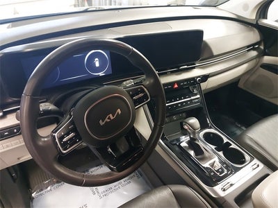 2023 Kia Carnival SX