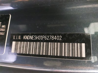 2023 Kia Carnival SX