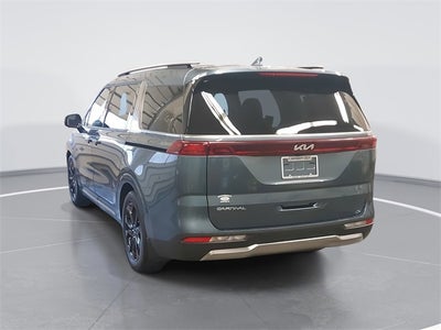 2023 Kia Carnival SX