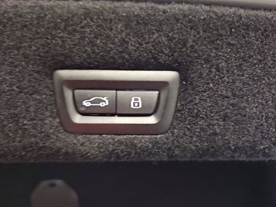 2025 BMW 7 Series 740i