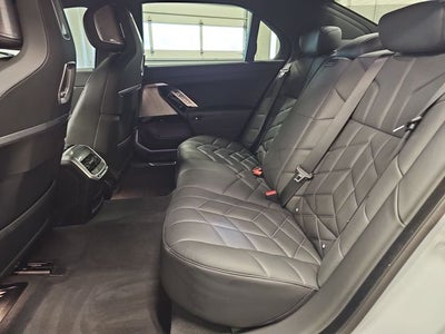 2025 BMW 7 Series 740i