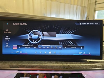 2025 BMW 7 Series 740i