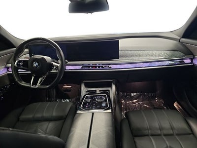2025 BMW 7 Series 740i