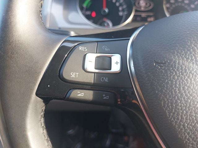 2015 Volkswagen e-Golf SEL Premium