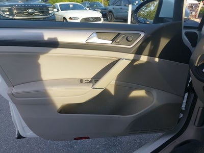 2015 Volkswagen e-Golf SEL Premium