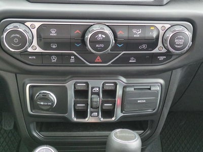 2023 Jeep Gladiator Overland