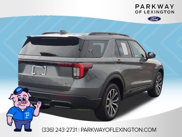 2025 Ford Explorer ST-Line