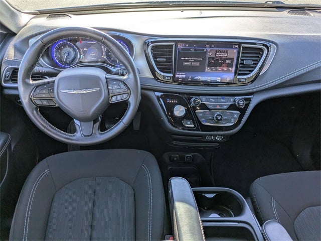 2021 Chrysler Pacifica Touring