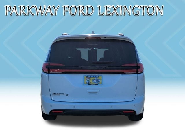 2021 Chrysler Pacifica Touring