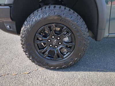 2025 Chevrolet Silverado 1500 ZR2