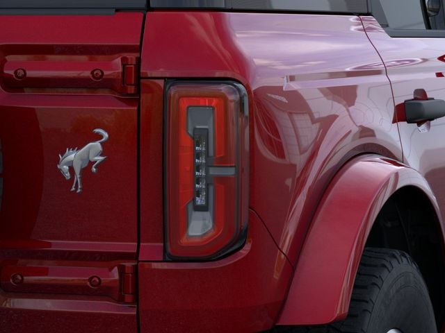 2026 Ford Bronco Outer Banks Matte Black