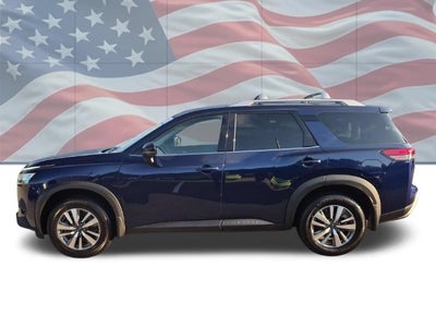 2023 Nissan Pathfinder SL