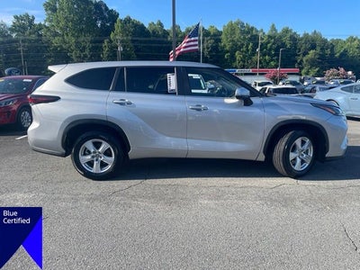 2024 Toyota Highlander LE